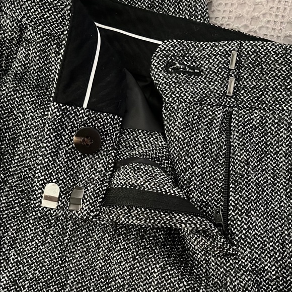 Ann Taylor - Petite Ankle Pant - Devin Fit - Picture 5 of 11